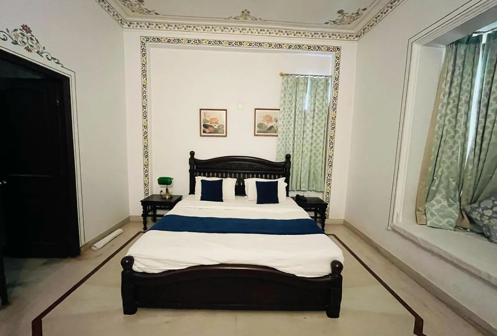 Hotel Boheda Palace By Amazing Hospitality 4*, ウダイプル インド