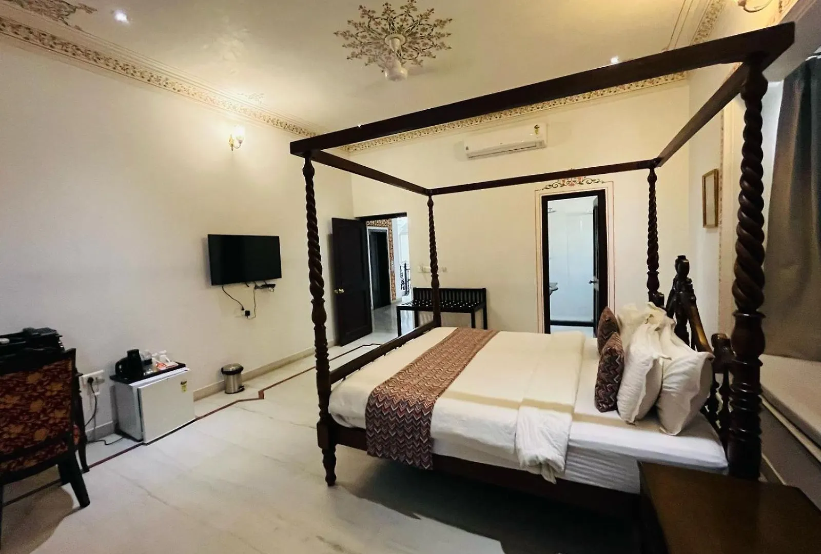 Hotel Boheda Palace By Amazing Hospitality インド