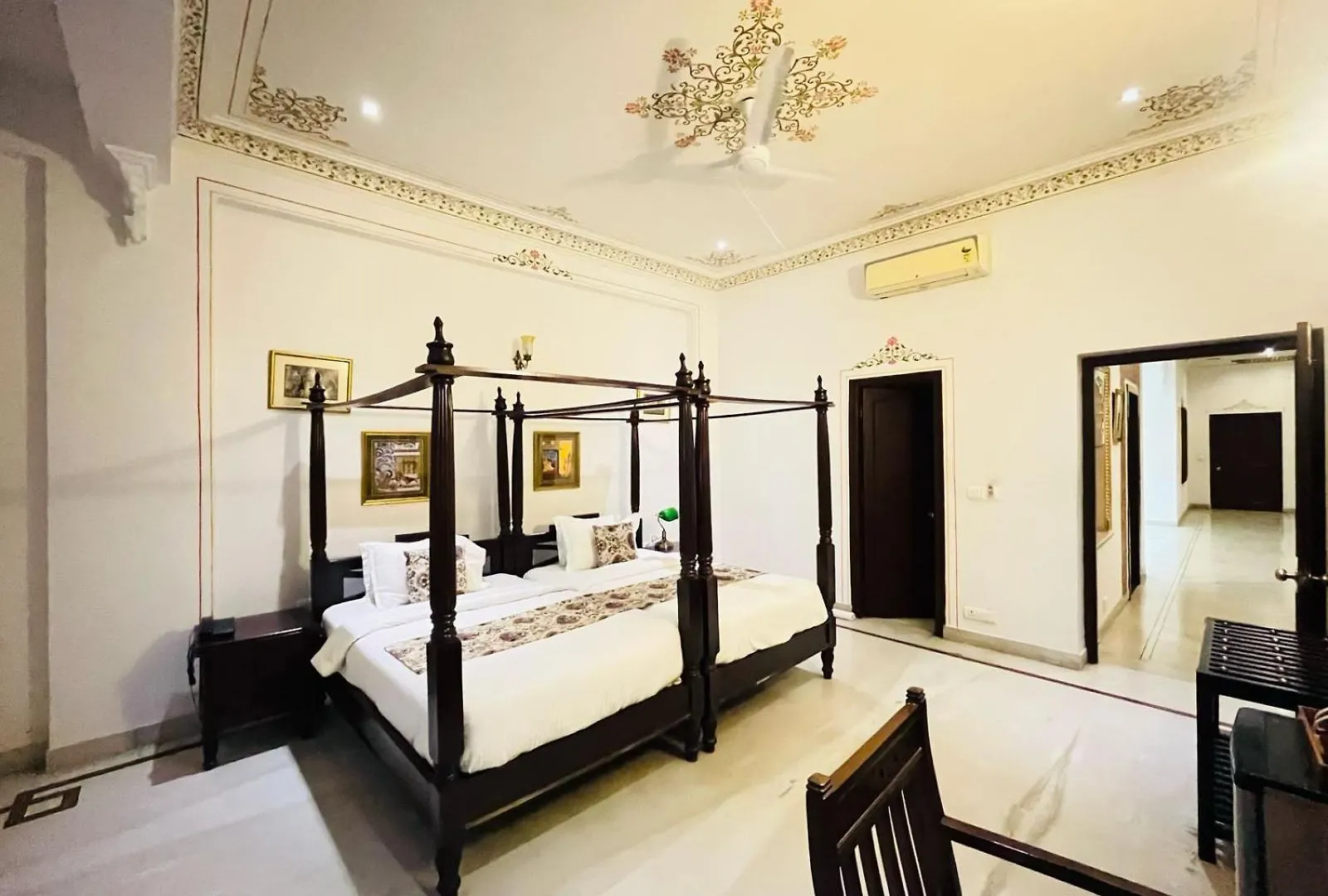 Hotel Boheda Palace By Amazing Hospitality