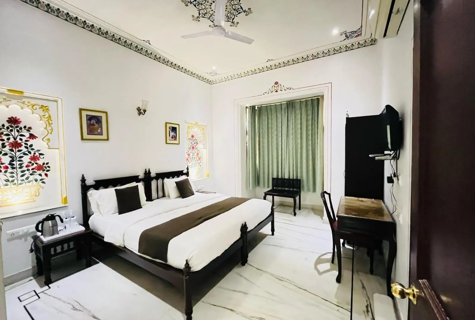 Hotel Boheda Palace By Amazing Hospitality  ウダイプル