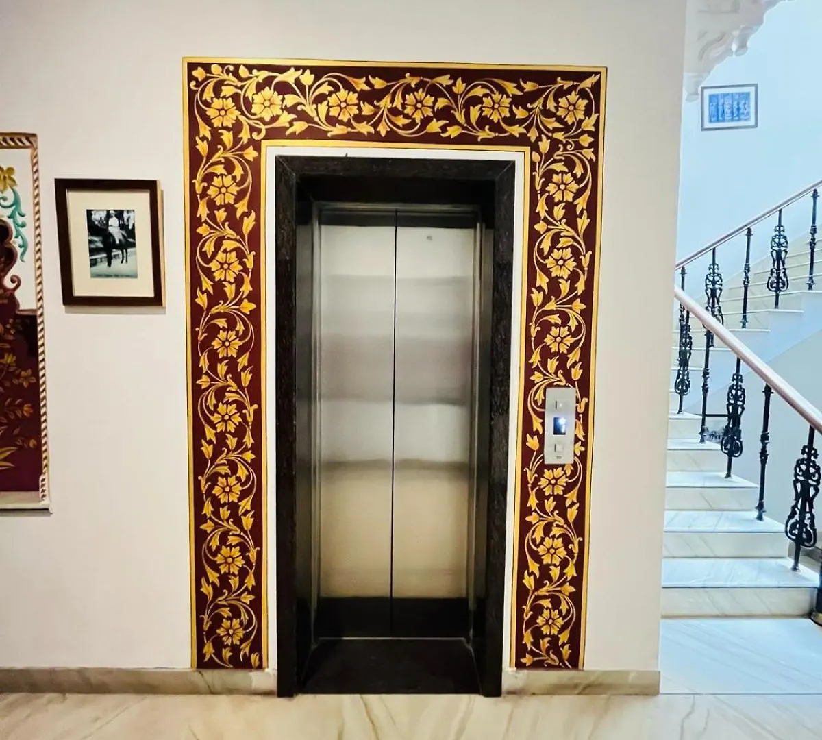 Hotel Boheda Palace By Amazing Hospitality