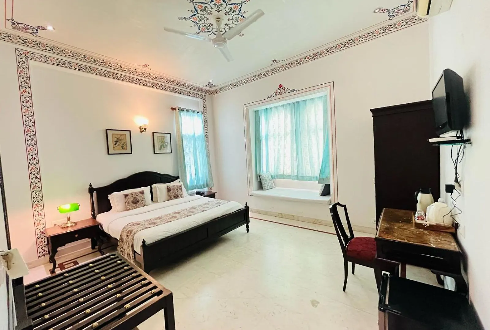Hotel Boheda Palace By Amazing Hospitality 4*, ウダイプル インド